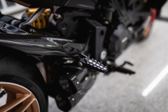 Ducati-Diavel-1260-Lamborghini-9